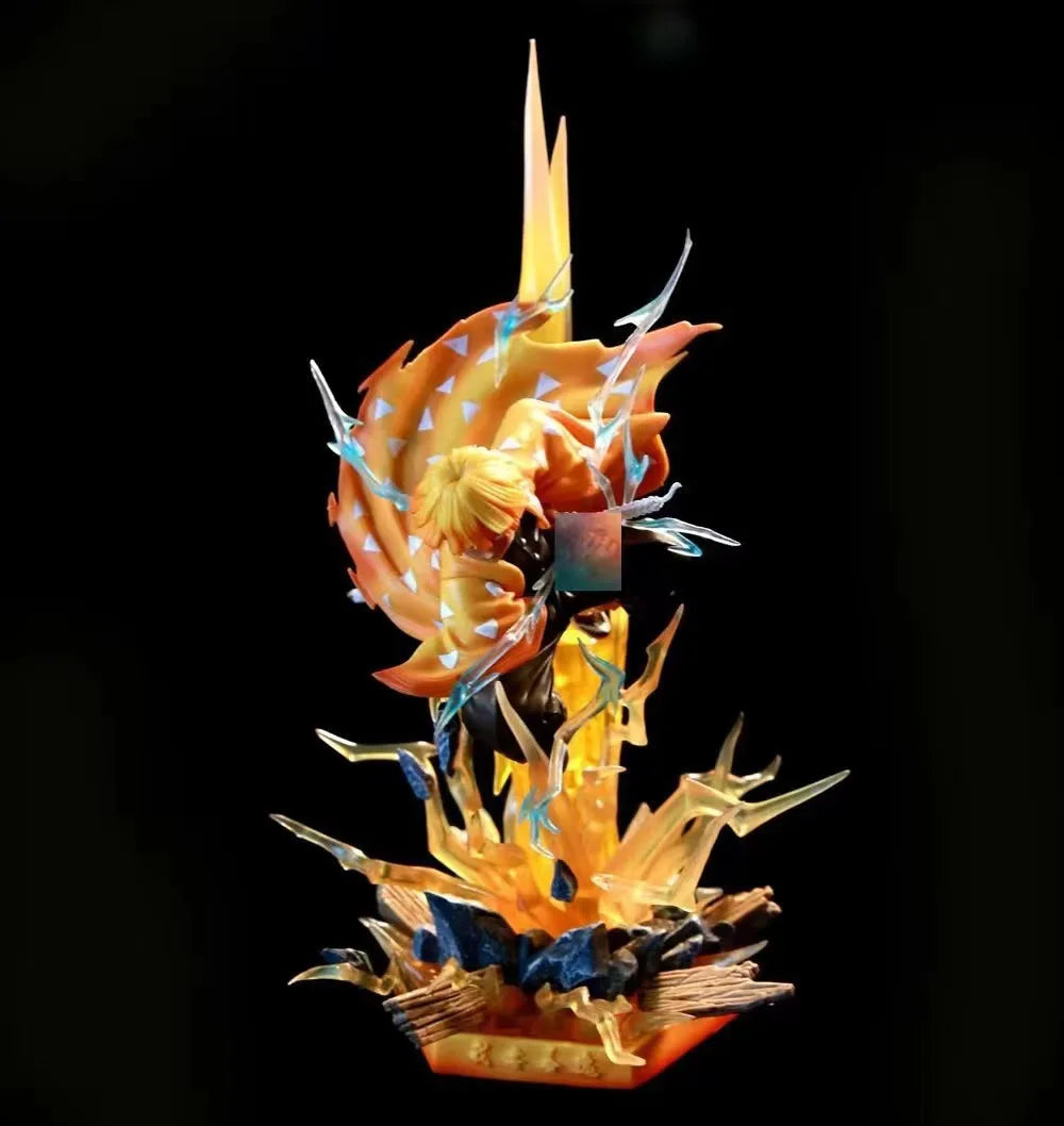 Figurine Demon Slayer Zenitsu Agatsuma - Mode Combat - 35 cm